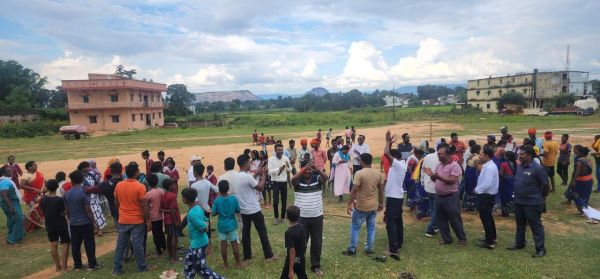 महिलाओं  ने रस्साकसशी में दिखाया दम, बढ़-चढक़र बच्चों ने लिया भाग