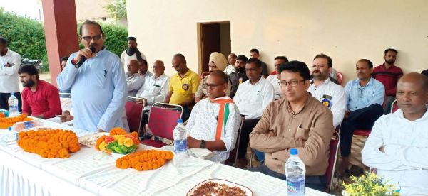 राजेंद्र प्रसाद की स्मृति में फुटबॉल प्रतियोगिता, मंत्री डॉ. प्रेमसाय ने किया उद्घाटन