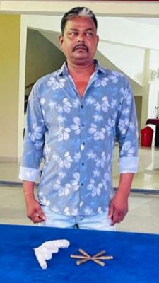 देशी कट्टा व जिंदा कारतूस के साथ एक गिरफ्तार