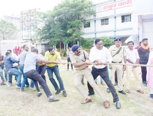 कलेक्टर-एसपी ने खिलाडिय़ों का बढ़ाया उत्साह