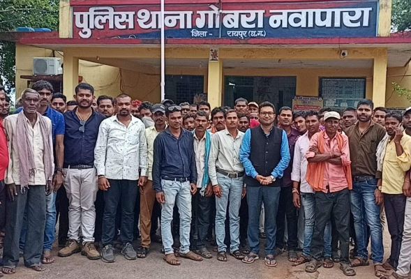 सरपंच ने ग्रामीणों पर लगाया सामाजिक बहिष्कार का आरोप, 2 के खिलाफ शिकायत