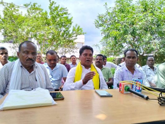 आरक्षण का मुद्दा गरमाया, सरकार के खिलाफ सडक़ पर उतरेगा सर्व आदिवासी समाज