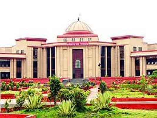 कार्यभारित कर्मचारियों को 120 दिनों का अवकाश नगदीकरण