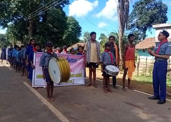 स्वच्छता व नशामुक्ति रैली निकाल छत्तीसगढिय़ा खेलों की दी जानकारी