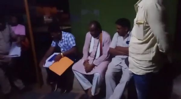 रेत चोरी, 6 हाईवा जब्त