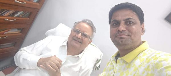 भाजयुमो नेता रोहरा ने की रमन से मुलाकात
