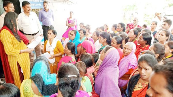 50 साल से बसे डोंगरगढ़ के बाशिंदों को नहीं मिला पट्टा