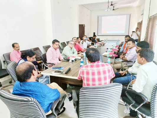 खबरों पर मानसिक रोगों के संदर्भ में चर्चा