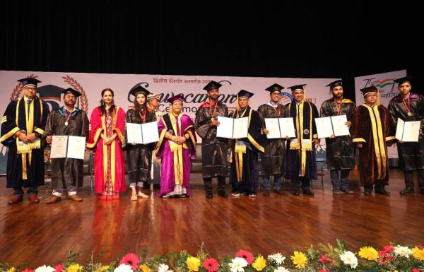 लक्ष्य प्राप्ति के लिए दृढ़ संकल्प व सकारात्मक सोच जरूरी-उइके