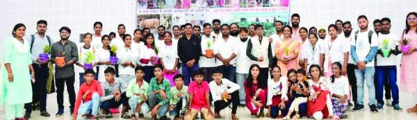 शांति फाउंडेशन ने किया वेबसाइट का प्रमोशन