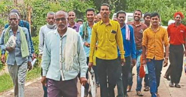 महीनों से ट्रांसफार्मर खराब, शिकायत के बाद भी कार्रवाई नहीं, किसान नाराज