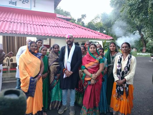 नवनिर्वाचित जिलाध्यक्ष तिवारी का स्वागत