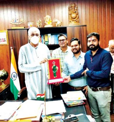 छत्तीसगढ़ फार्मा समिट आयोजित करने स्वास्थ्य मंत्री से मिला आईपीए