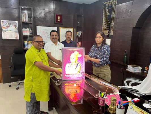 नागरिक सेवा समिति ने आईजी, कलेक्टर, एसपी व डीएफओ का किया सम्मान