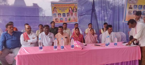 भवन निर्माण के लिए विधायक ने की राशि देने की घोषणा