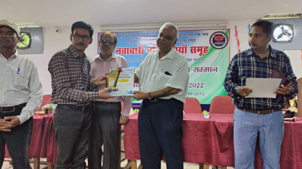 षडानंद सरवांकर राष्ट्रीय नवाचारी शिक्षारत्न सम्मान से सम्मानित