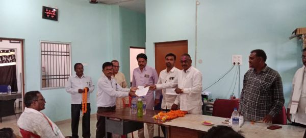 भारसाधक किसान प्रतिनिधि के रूप में चंद्रहास ने किया पदभार ग्रहण