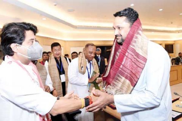 उमेश ने मांगा कार्गो हब और अंतराष्ट्रीय दर्जा