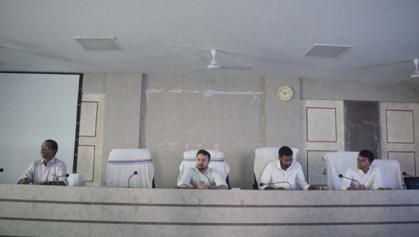 धान खरीदी की तैयारियों की समीक्षा