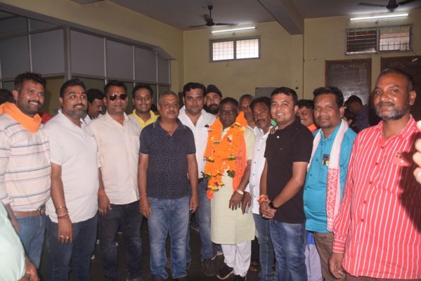 नए अध्यक्ष पटेल का जोशीला स्वागत
