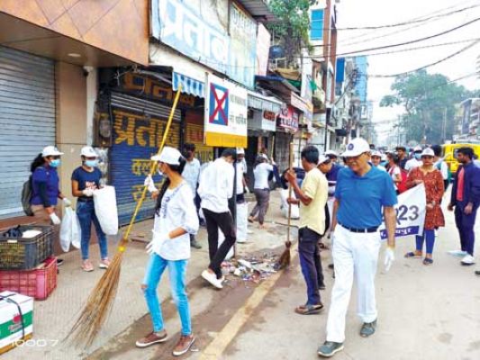 कोतवाली से जयस्तंभ तक एनएसएस का सफाई अभियान