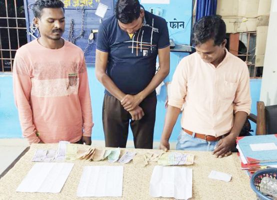सट्टा-पट्टी व अवैध शराब के मामले में 5 आरोपियों पर कार्रवाई