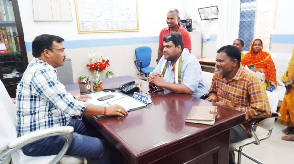 मोतीपुर, रामनगर के लोगों को राहत पहुंचाने क्रॉसिंग में फुट ओवरब्रिज बनाएं - जितेंद्र