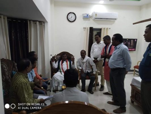 प्रभारी मंत्री से मिले सर्व आदिवासी समाज के पदाधिकारी, समस्याओं पर चर्चा