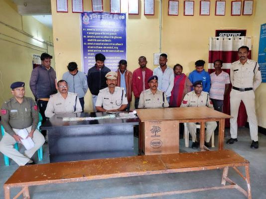 9 जुआरी गिरफ्तार