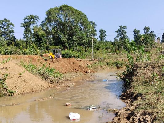 छठ पूजा की तैयारियां जोरों पर, सफाई शुरू