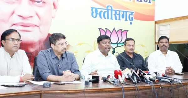 भाजपा का सवाल-नौकरी और शिक्षा का अधिकार जरूरी है या नृत्य