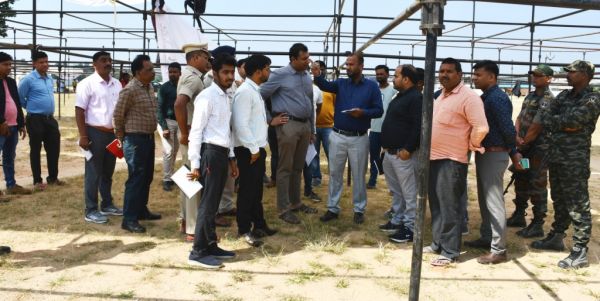 कलेक्टर-एसपी ने किया जिला स्तरीय राज्योत्सव मुख्य समारोह स्थल का निरीक्षण