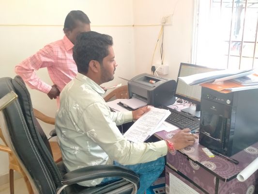 धान उपार्जन केंद्रों में तैयारी पूरी, सहकारी समिति प्रबंधकों की मांगों पर सरकार चुप