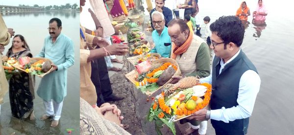 छठ पर्व धूमधाम से मना, घाट पहुंचे जनप्रतिनिधि, सुख-शांति की कामना