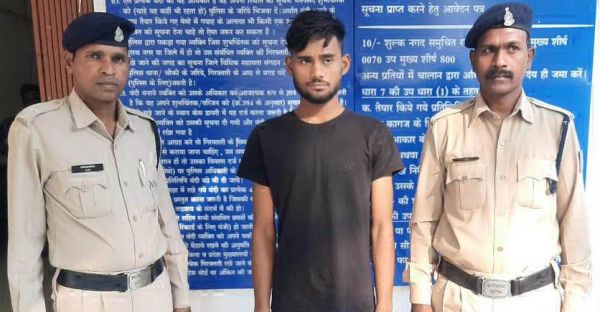 चोरी का आरोपी गिरफ्तार