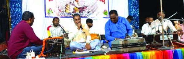 हर घर में हो संविधान की प्रति, नई उर्जा मिलती है