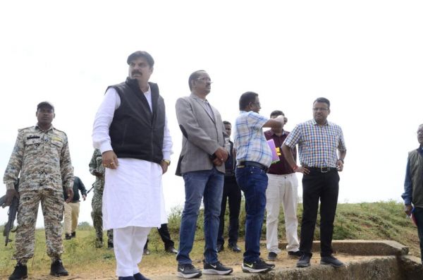 नए उपाध्यक्ष ने  इंद्रावती जोरा नाला पर जल विभाजन के लिए बने कंट्रोल स्ट्रक्चर का किया अवलोकन