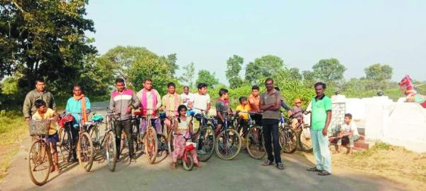 राष्ट्रीय एकता दिवस पर निकाली साइकिल रैली