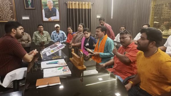 सौंदर्यीकरण में भ्रष्टाचारियों के विरूद्ध कार्रवाई की मांग