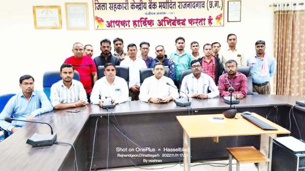 नवाज की बैठक से निकला हल, ऑपरेटरों ने खरीदी का जिम्मा लेने भरी हामी