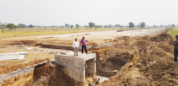 बाईपास पर बन रहा 2 बॉक्स कल्वर्ट, सभापति ने किया निरीक्षण