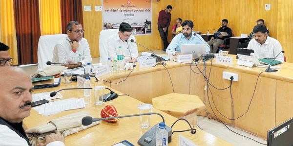  विधायक शैलेष पांडेय ने उठाए बापूनगर में बेदखली कार्रवाई सहित जनहित के मुद्दे