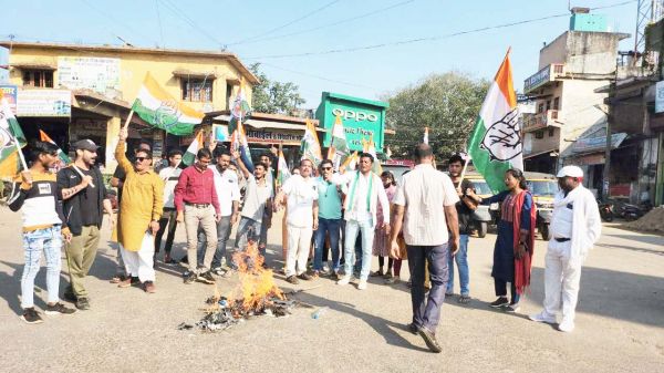 छग भाजपा सहप्रभारी का पुतला दहन