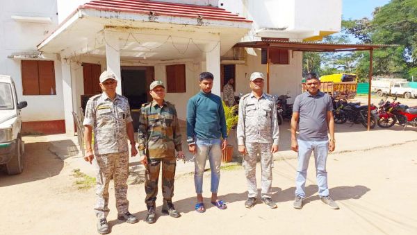 छात्रा को खुदकुशी के लिए उकसाने का आरोप, प्रेमी गिरफ्तार