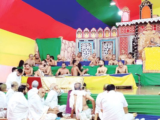  सभी जीवों को समान देखना और समता रखना सीखो: आचार्य विशुद्ध सागर