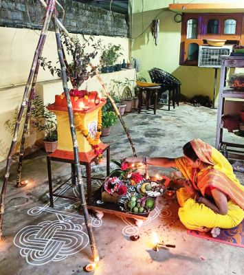 गन्ने का मंडप सजाकर रचाया तुलसी-शालिग्राम का विवाह