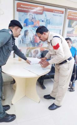 बैंक-एटीएम बूथ चेक कर पुलिस ने सुरक्षा व्यवस्था जांची