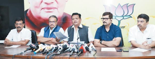 दोगुने दाम में अधिग्रहण के बावजूद चंदूलाल मेडिकल कॉलेज चालू क्यों नहीं-ठाकुर