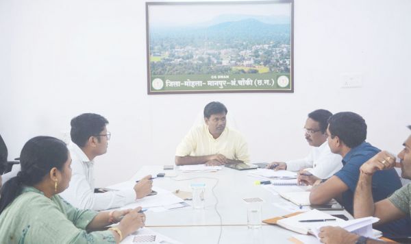 फील्ड में जाएं सभी राजस्व अधिकारी- कलेक्टर