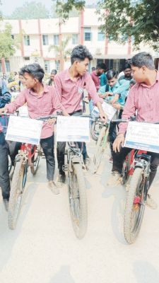 मतदाता जागरूकता, निकाली सायकल रैली